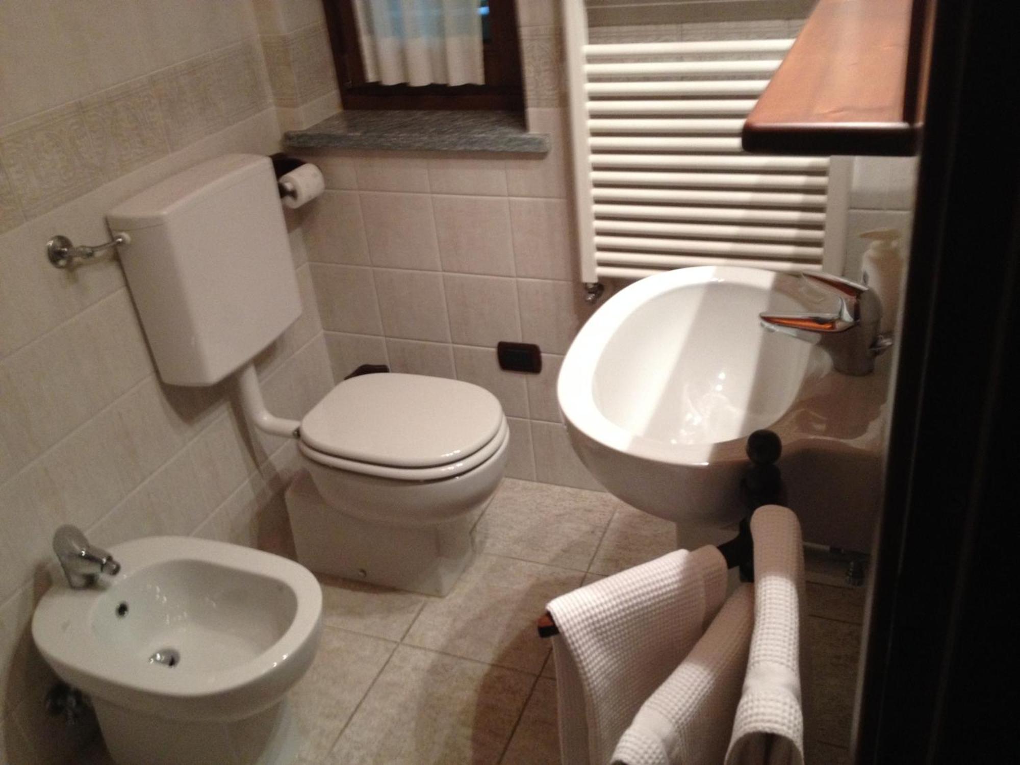 Hotel Masoun Dou Caro Pont-Saint-Martin Zimmer foto
